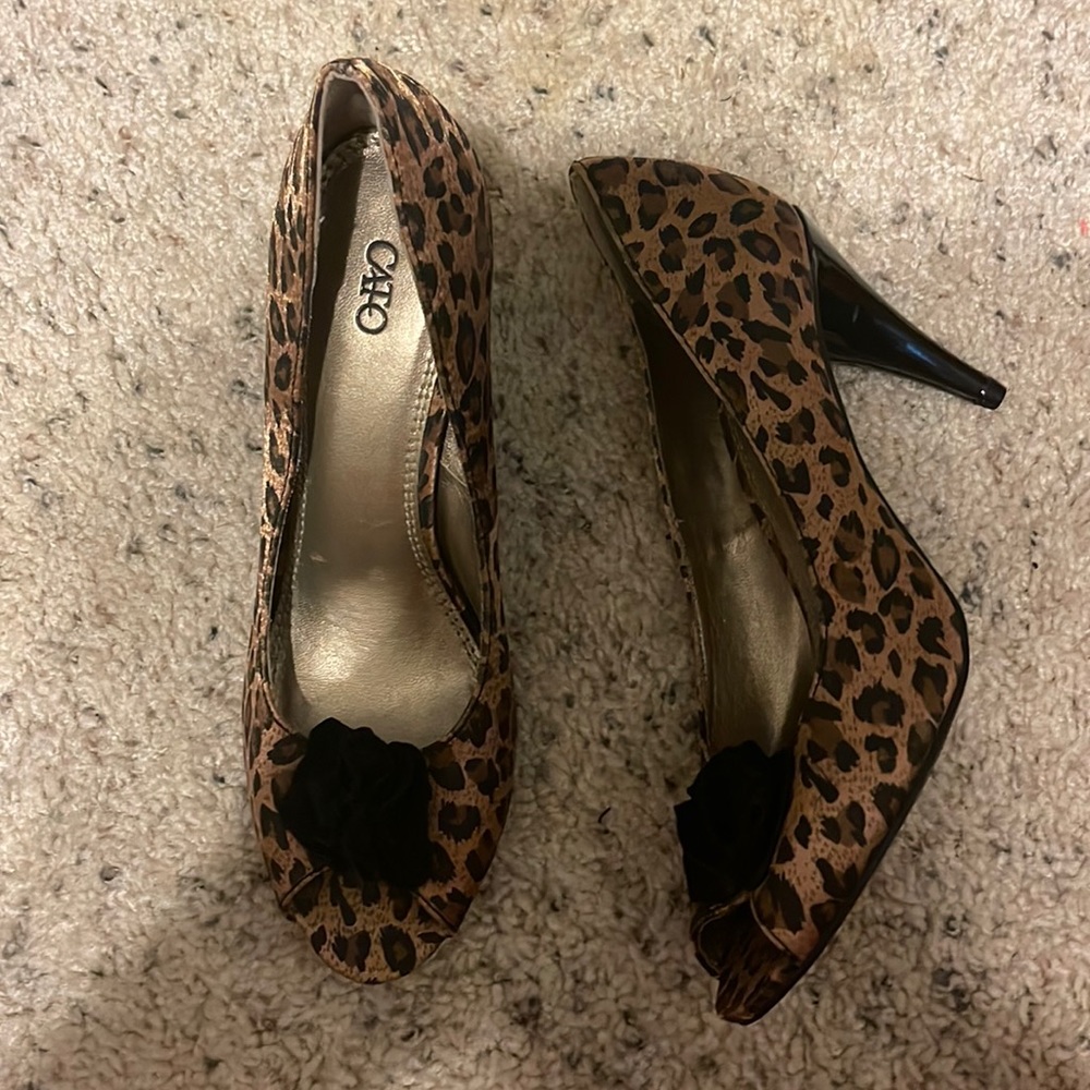 Leopard print peep toe heels size 8